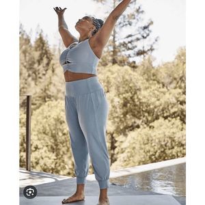 Athleta Salutation Jogger Women's Size L Blue High Rise Soft Pull On Yoga